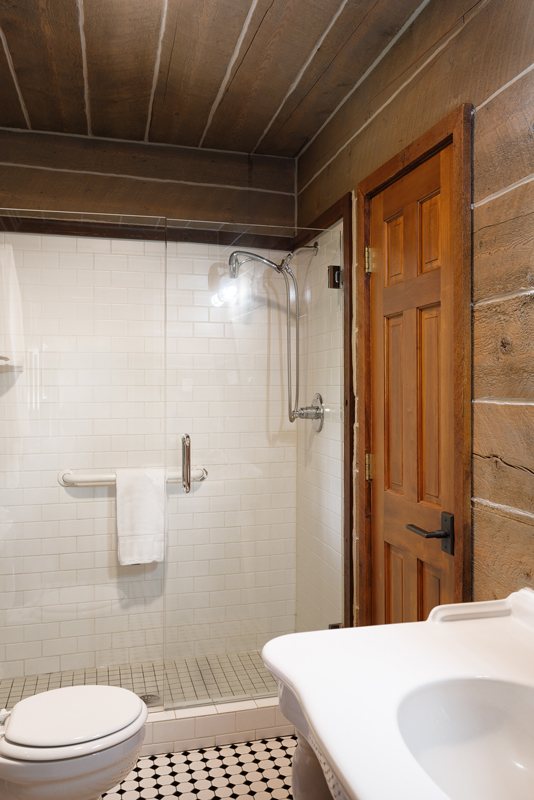 The bathroom amenities of a cozy guest cabin at The Home Ranch in Clark, Colorado.